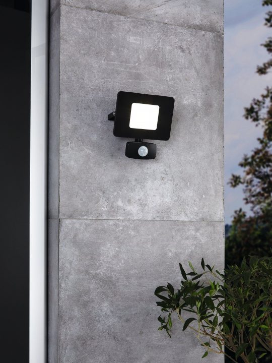 EGLO FAEDO 3 zidna lampa - 97461