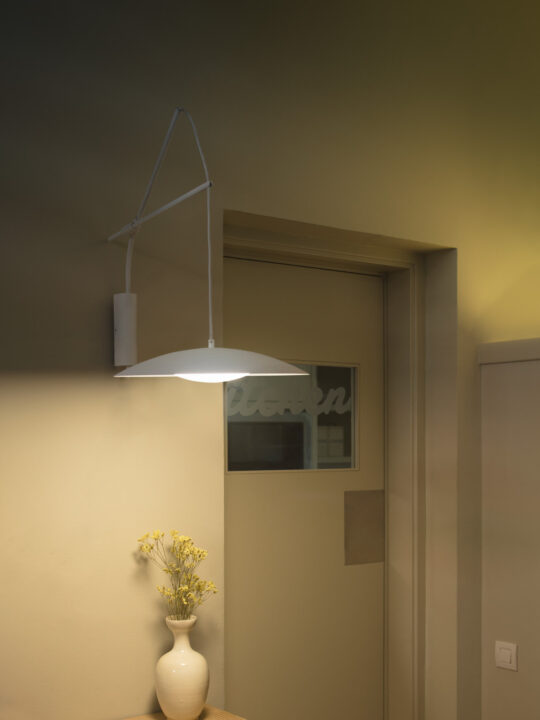 FARO SLIM Bela rastezljiva zidna lampa - 24502