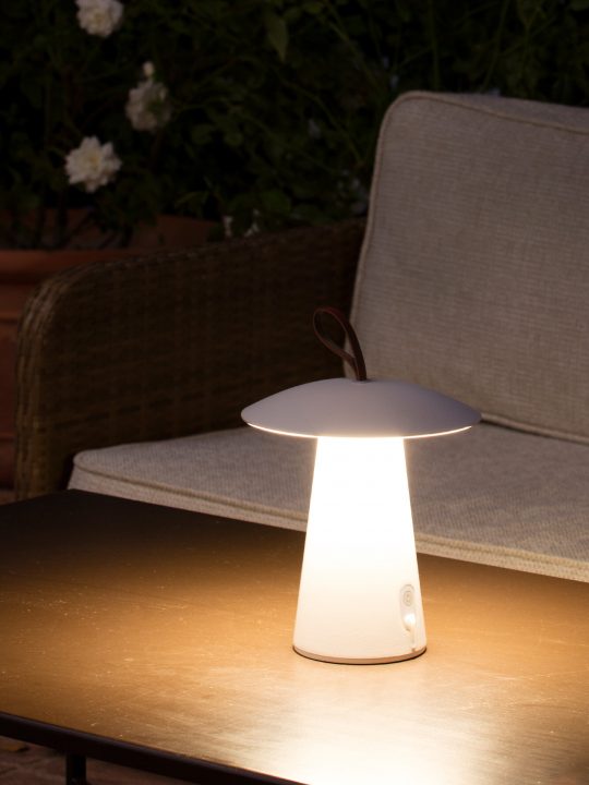 FARO TASK Bela prenosiva lampa - 70914
